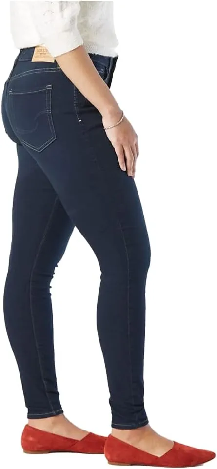 Levi Strauss Signature Gold Women's Totally Shaping Pull-on Skinny Jeans (Available in Plus Size)