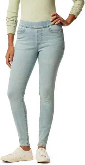 Levi Strauss Signature Gold Women's Totally Shaping Pull-on Skinny Jeans (Available in Plus Size)