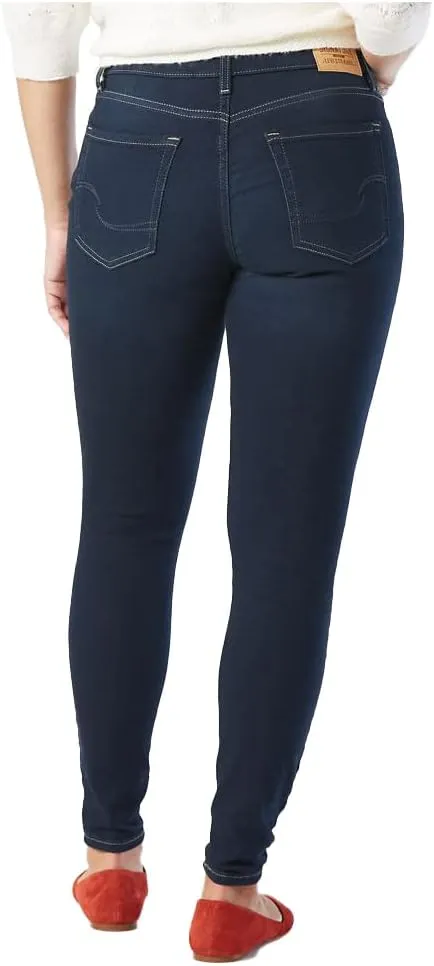 Levi Strauss Signature Gold Women's Totally Shaping Pull-on Skinny Jeans (Available in Plus Size)