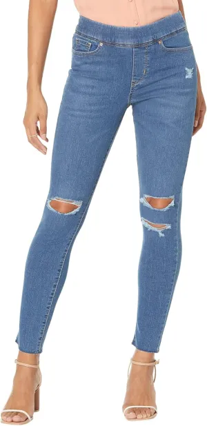 Levi Strauss Signature Gold Women's Totally Shaping Pull-on Skinny Jeans (Available in Plus Size)