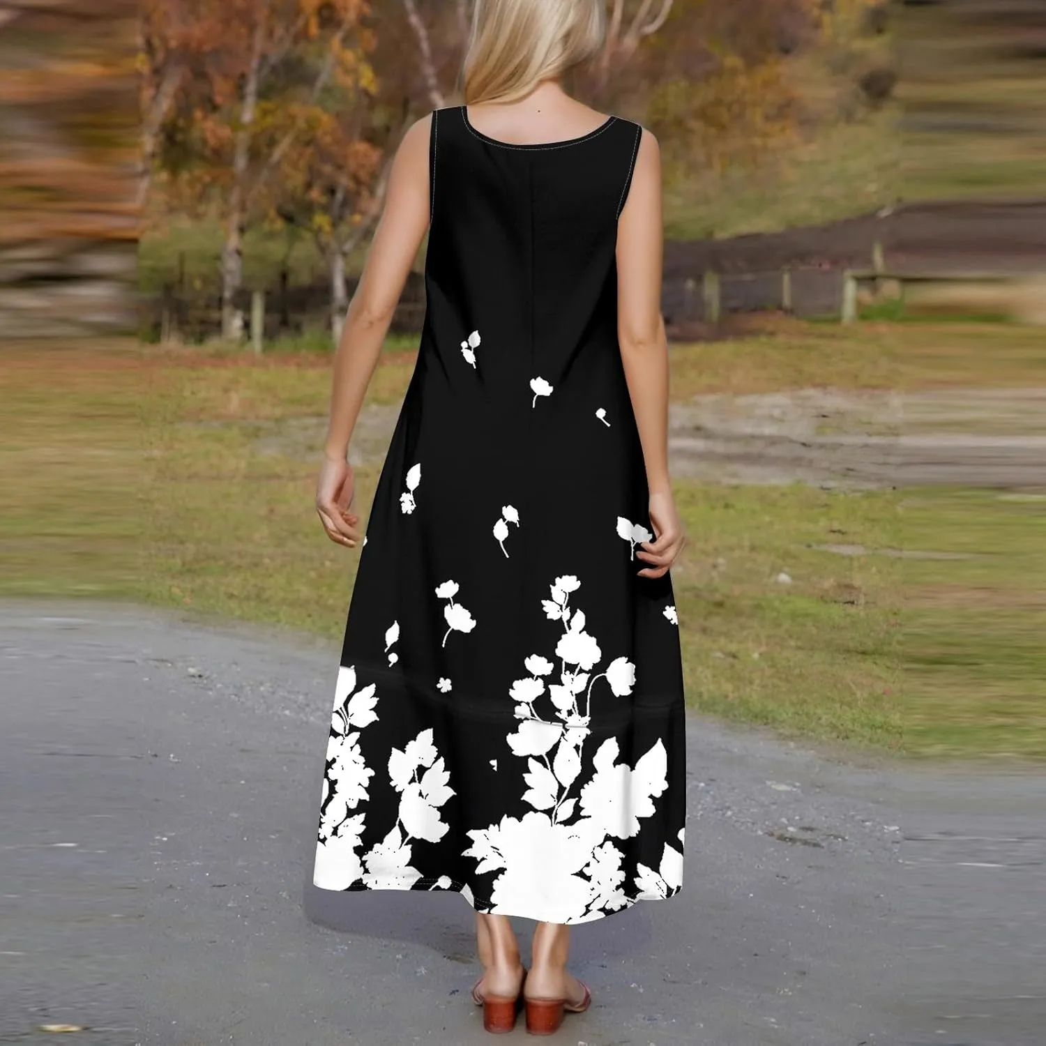 Maxi Sundress for Women 2025 Summer Loose Fit Beach Dress Scoop Neck Sleeveless Tank Dress Casual Vacation Dresses