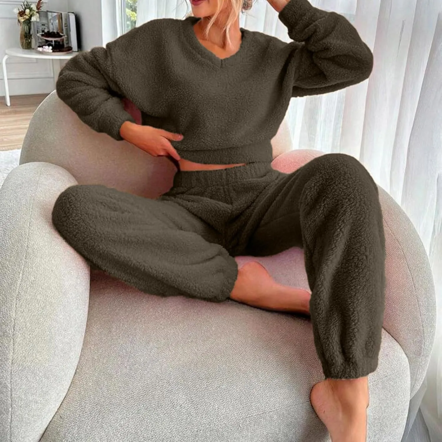 Women's Fuzzy Casual Pajamas Sets Long Sleeve Fleece V Neck Pullover Top and Pants 2 Piece Fluffy Loungewear Sleepwear